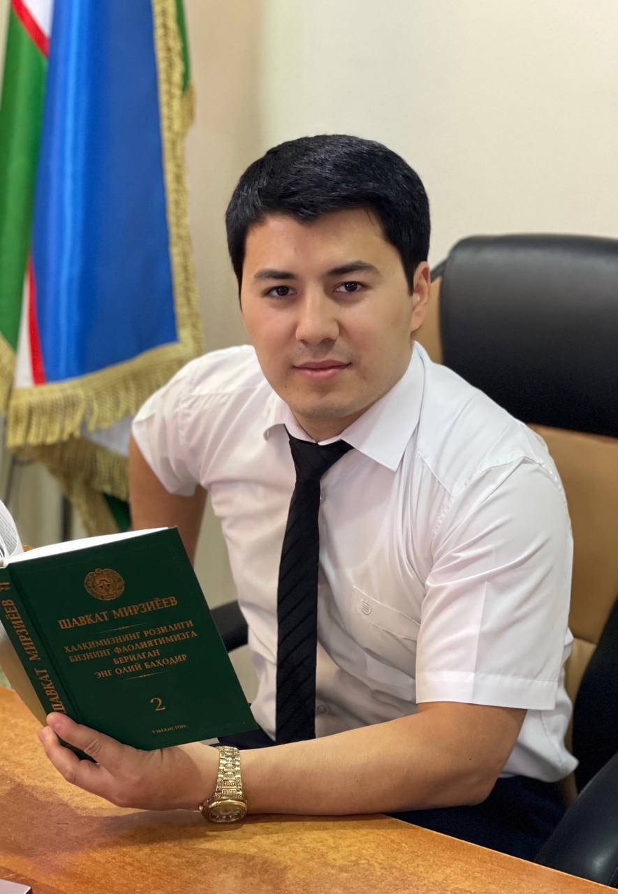 Jobbarov Oybek Erkinovich at Elegant School event